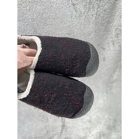 Keen Women’s 9 Howser Slip-On Shoes Black Insulated Comfortable Wool Black Red - Picture 4 of 8